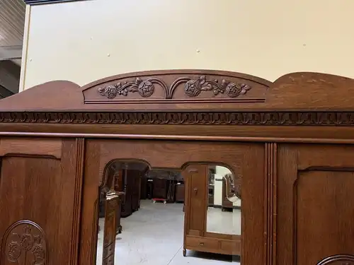 Antiker Jugendstil Kleiderschrank - Traumhaft schön - Lieferung möglich!