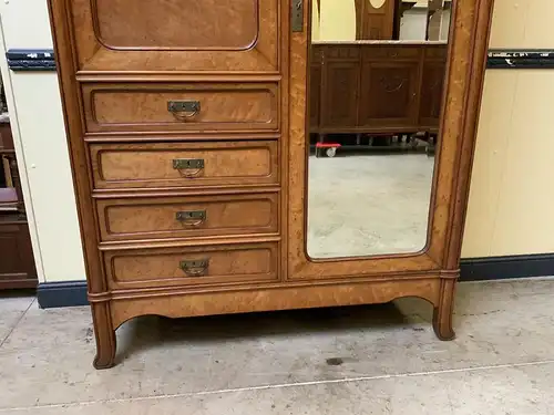 Antiker Jugendstil Geschirrschrank, Wäscheschrank, - Lieferung möglich!