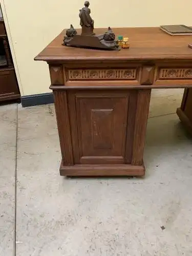 Antiker frei aufstellbarer Jugendstil Schreibtisch - Lieferung möglich!
