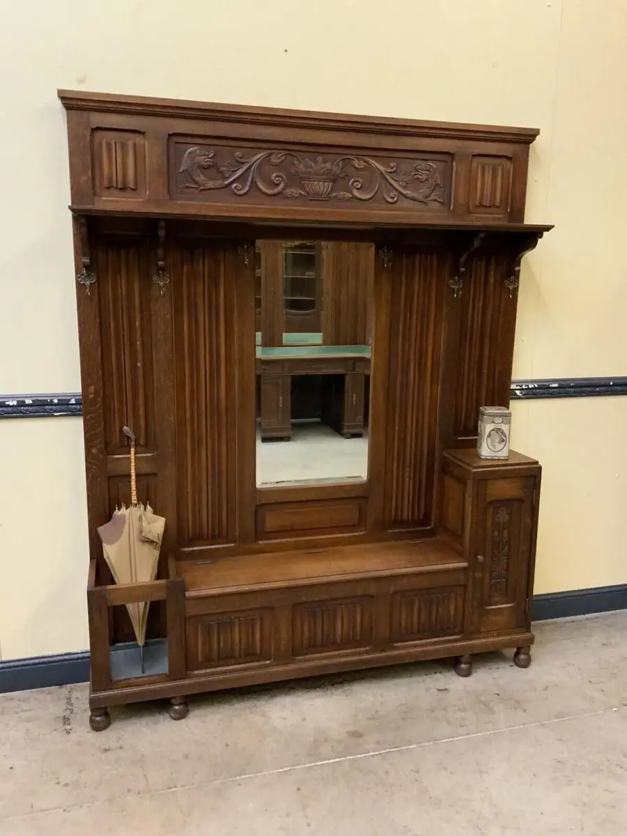 Antike Neorenaissance Garderobe mit Schrank und Truhenbank- Lieferung möglich! 1