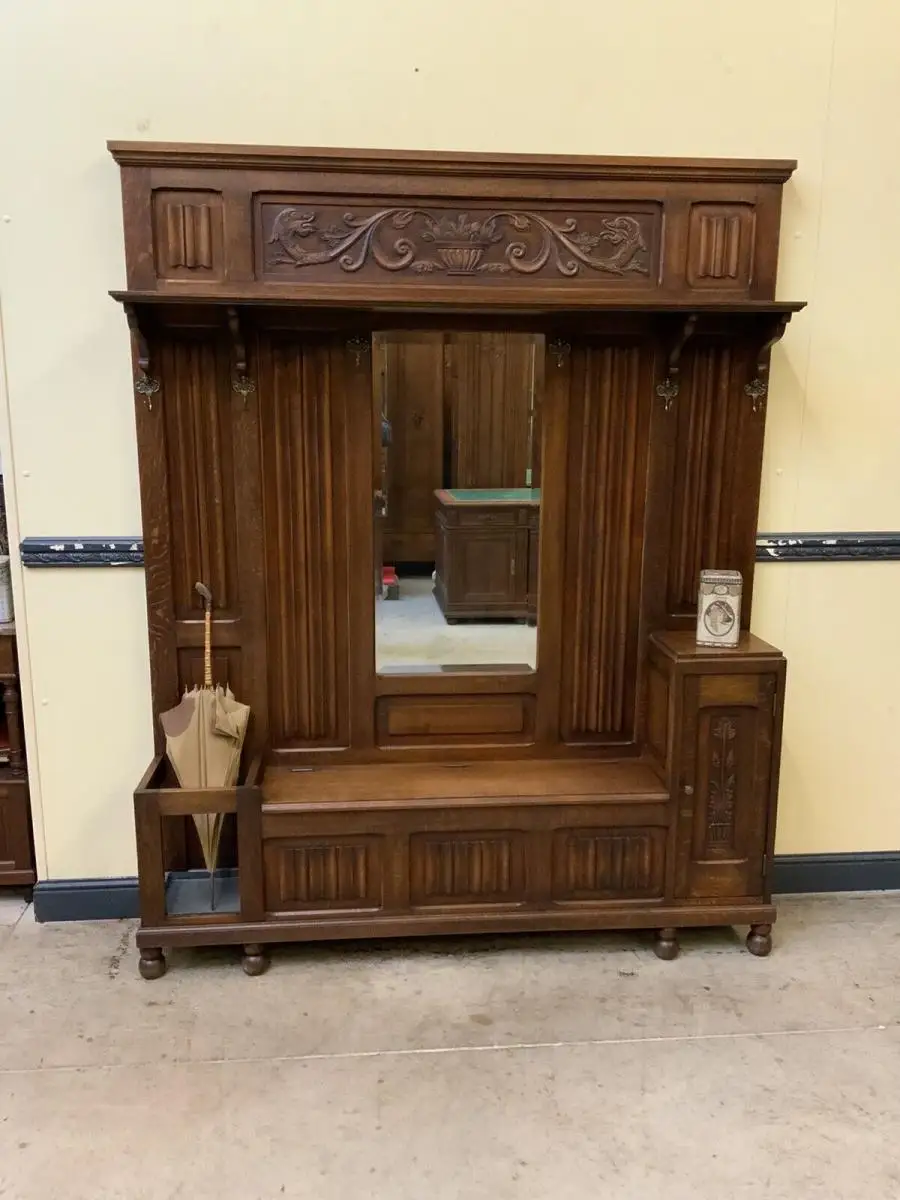Antike Neorenaissance Garderobe mit Schrank und Truhenbank- Lieferung möglich! 2