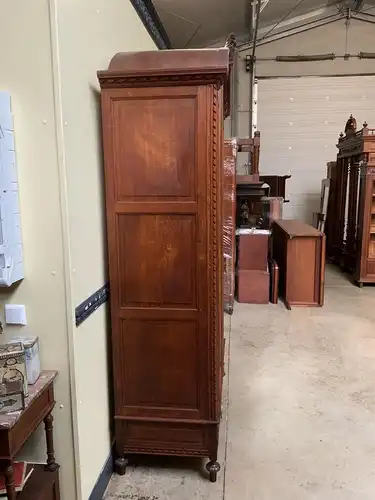 Antiker imposanter Jugendstil Kleiderschrank mit Wäschefach - Lieferung möglich!