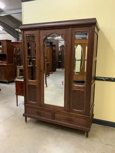 Antiker Art Deco Kleiderschrank - Traumhaft schön  - Lieferung möglich!