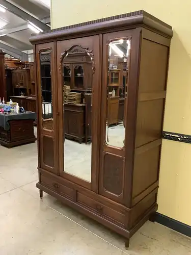 Antiker Art Deco Kleiderschrank - Traumhaft schön  - Lieferung möglich!