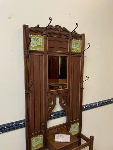 Antike Jugendstil Garderobe mit Jugendstil Fliesen - Lieferung möglich!