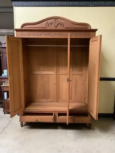 Antiker Jugendstil Kleiderschrank - Traumhaft  - Lieferung möglich!