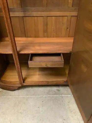 Antiker Art Deco Kleiderschrank, Wäscheschrank - Traumhaft- Lieferung möglich!