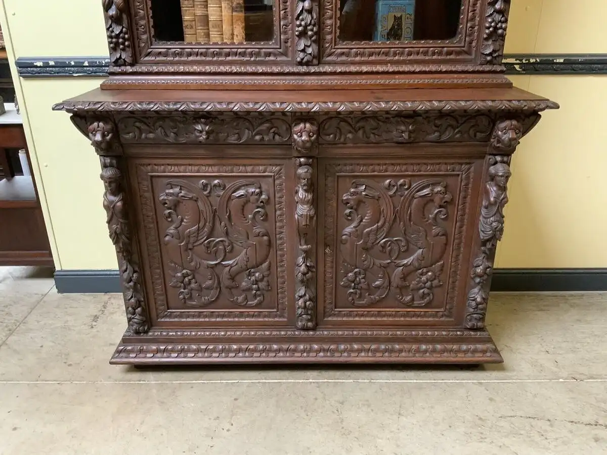 Antiker imposanter Neorenaissance Bücherschrank, Vitrine - Lieferung möglich! 6