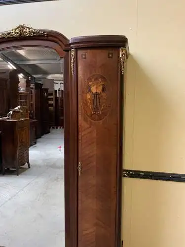 Antiker Jugendstil Geschirrschrank, Wäscheschrank  traumhaft- Lieferung möglich!