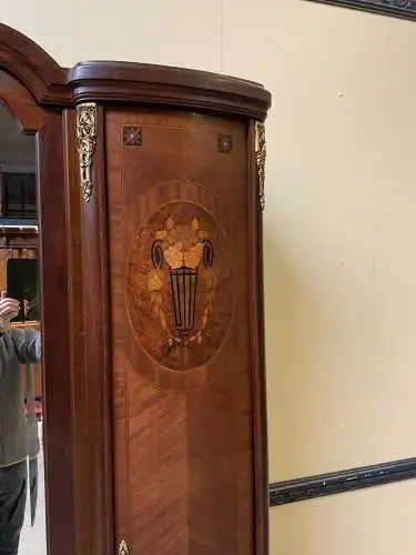 Antiker Jugendstil Geschirrschrank, Wäscheschrank  traumhaft- Lieferung möglich!