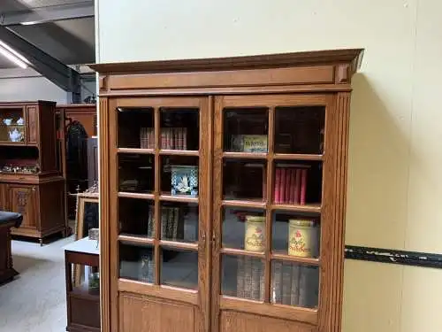 Antiker Jugendstil Bücherschrank, Vitrine, Traumhaft - Lieferung möglich!