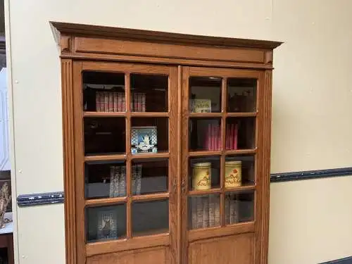 Antiker Jugendstil Bücherschrank, Vitrine, Traumhaft - Lieferung möglich!