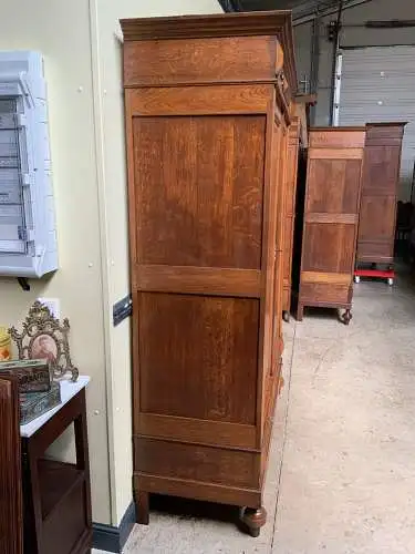 Antiker Jugendstil Kleiderschrank, Traumhaft - Lieferung möglich!