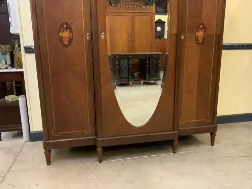 Antiker Jugendstil Wäscheschrank, Kleiderschrank, Intarsien - Lieferung möglich!