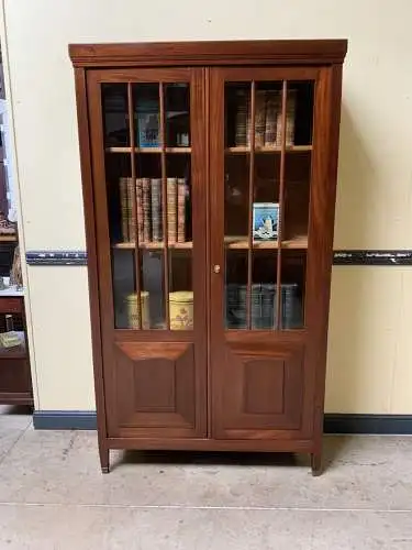 Antiker Jugendstil Bücherschrank, Vitrine, Traumhaft - Lieferung möglich!