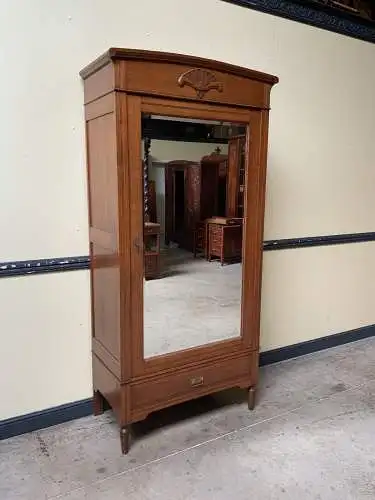 Antiker Jugendstil Wäscheschrank, -   Lieferung möglich!