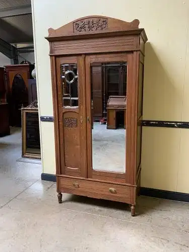 Antiker Jugendstil Wäscheschrank, - Traumhaft schön -   Lieferung möglich!