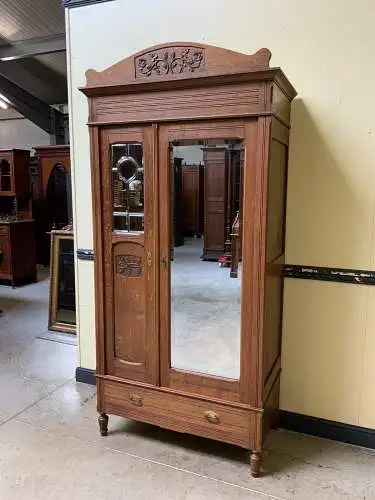 Antiker Jugendstil Wäscheschrank, - Traumhaft schön -   Lieferung möglich!