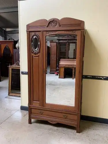 Antiker Jugendstil Wäscheschrank,  traumhaft schön -   Lieferung möglich!