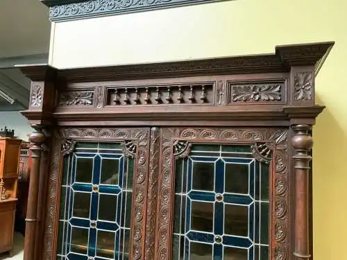 Antike Bretonische Vitrine, Bücherschrank , Traumhaft  -  Lieferung möglich!   