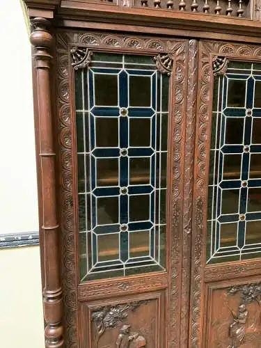 Antike Bretonische Vitrine, Bücherschrank , Traumhaft  -  Lieferung möglich!   