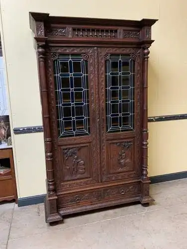 Antike Bretonische Vitrine, Bücherschrank , Traumhaft  -  Lieferung möglich!   