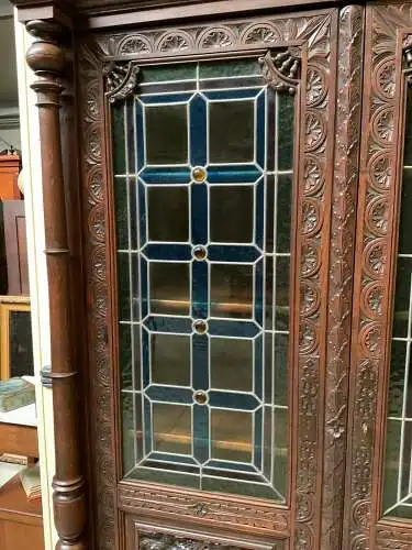 Antike Bretonische Vitrine, Bücherschrank , Traumhaft  -  Lieferung möglich!   