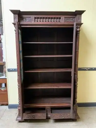Antike Bretonische Vitrine, Bücherschrank , Traumhaft  -  Lieferung möglich!   