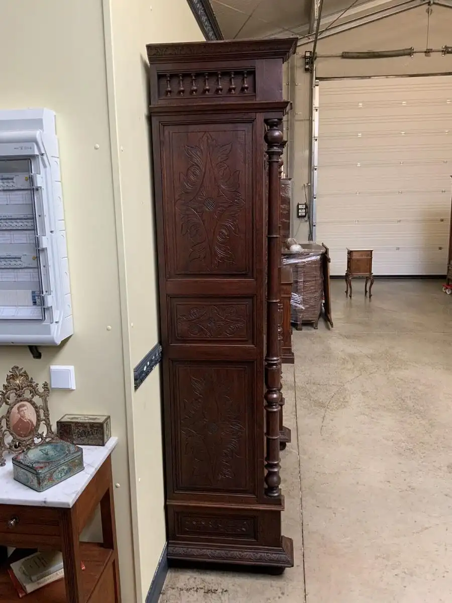 Antike Bretonische Vitrine, Bücherschrank , Traumhaft  -  Lieferung möglich!    5