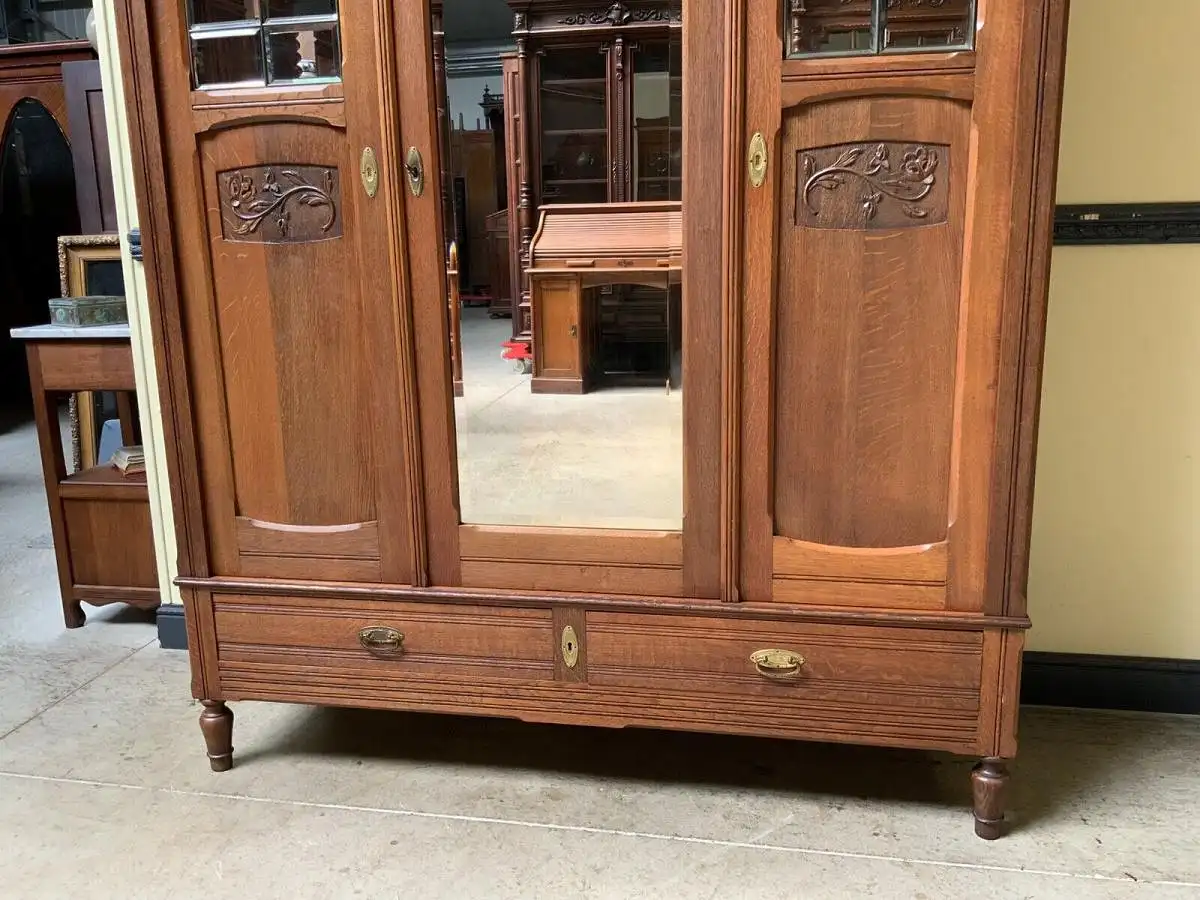 Antiker Jugendstil Kleiderschrank - Traumhaft -  Lieferung möglich! 9