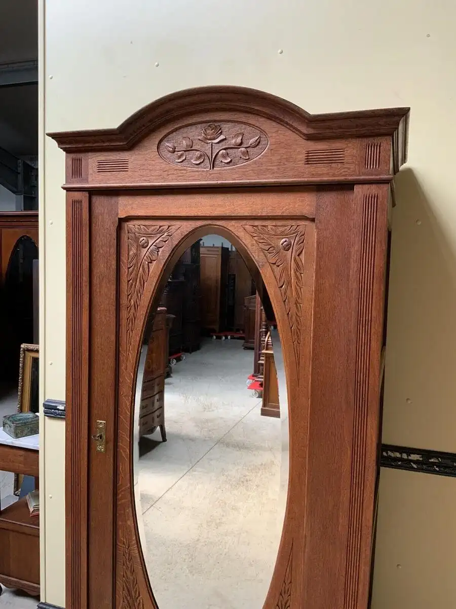 Antiker Jugendstil Wäscheschrank, -   Lieferung möglich! 13