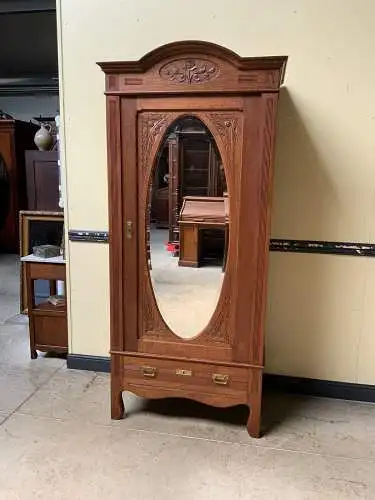 Antiker Jugendstil Wäscheschrank, -   Lieferung möglich!