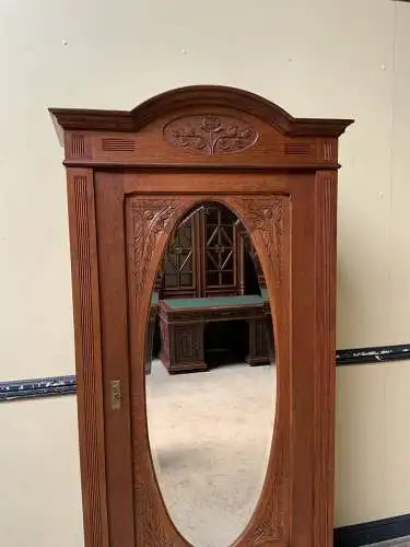 Antiker Jugendstil Wäscheschrank, -   Lieferung möglich!