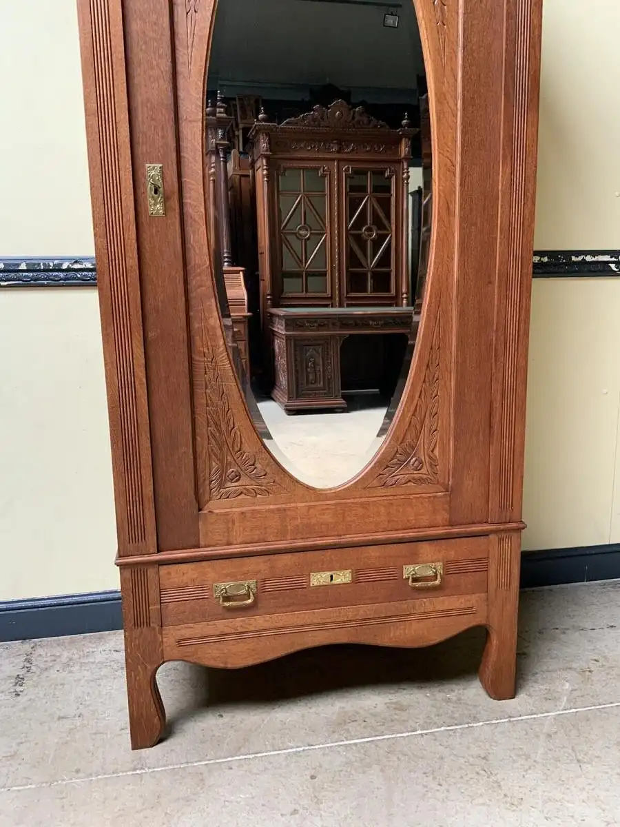 Antiker Jugendstil Wäscheschrank, -   Lieferung möglich! 9