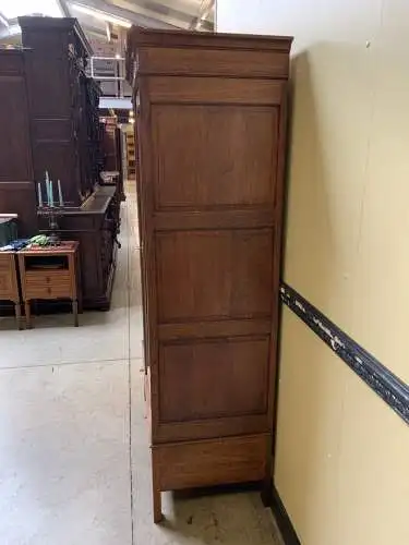 Antiker Jugendstil Wäscheschrank, -   Lieferung möglich!