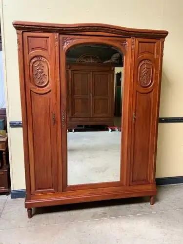 Antiker Jugendstil Geschirrschrank, Wäscheschrank, - Lieferung möglich!