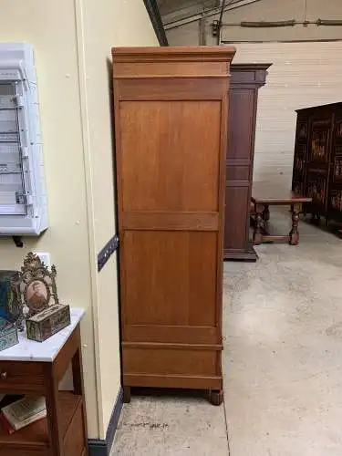 Antiker Jugendstil Kleiderschrank - Traumhaft schön - Lieferung möglich!