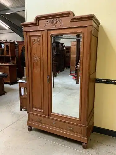 Antiker Jugendstil Wäscheschrank, Kleiderschrank -  Lieferung möglich!