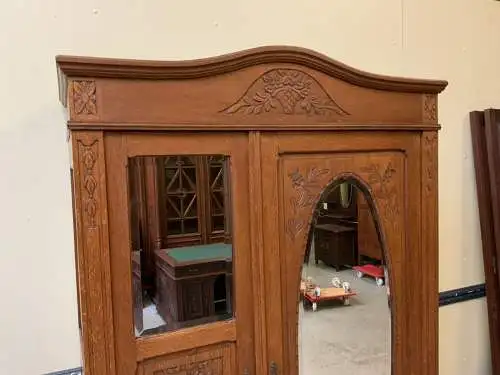 Antiker Jugendstil Wäscheschrank, Kleiderschrank  -   Lieferung möglich!
