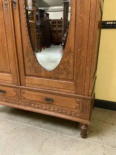 Antiker Jugendstil Wäscheschrank, Kleiderschrank  -   Lieferung möglich!