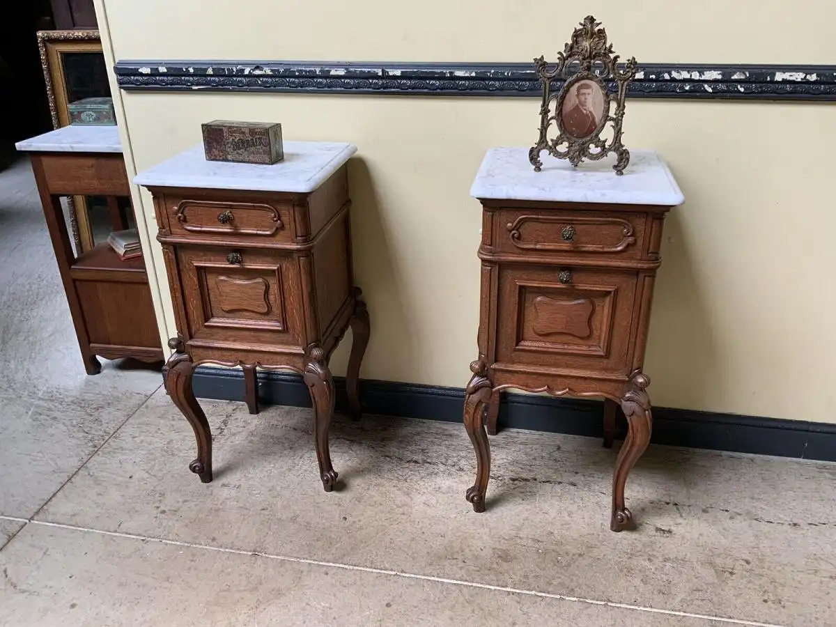 2 Antike Historismus  Vertikos, Nachtschränke, (Louis XV)  - Lieferung möglich! 1