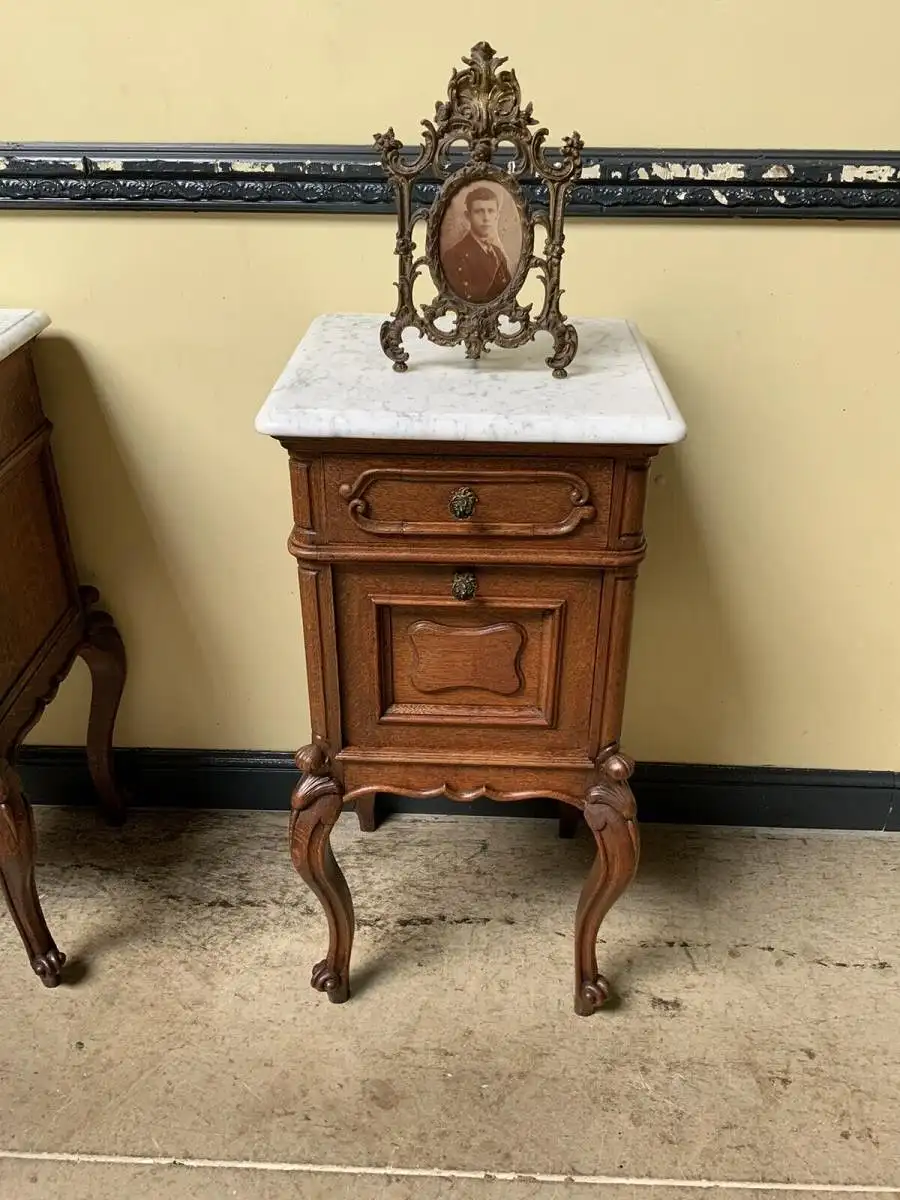 2 Antike Historismus  Vertikos, Nachtschränke, (Louis XV)  - Lieferung möglich! 10