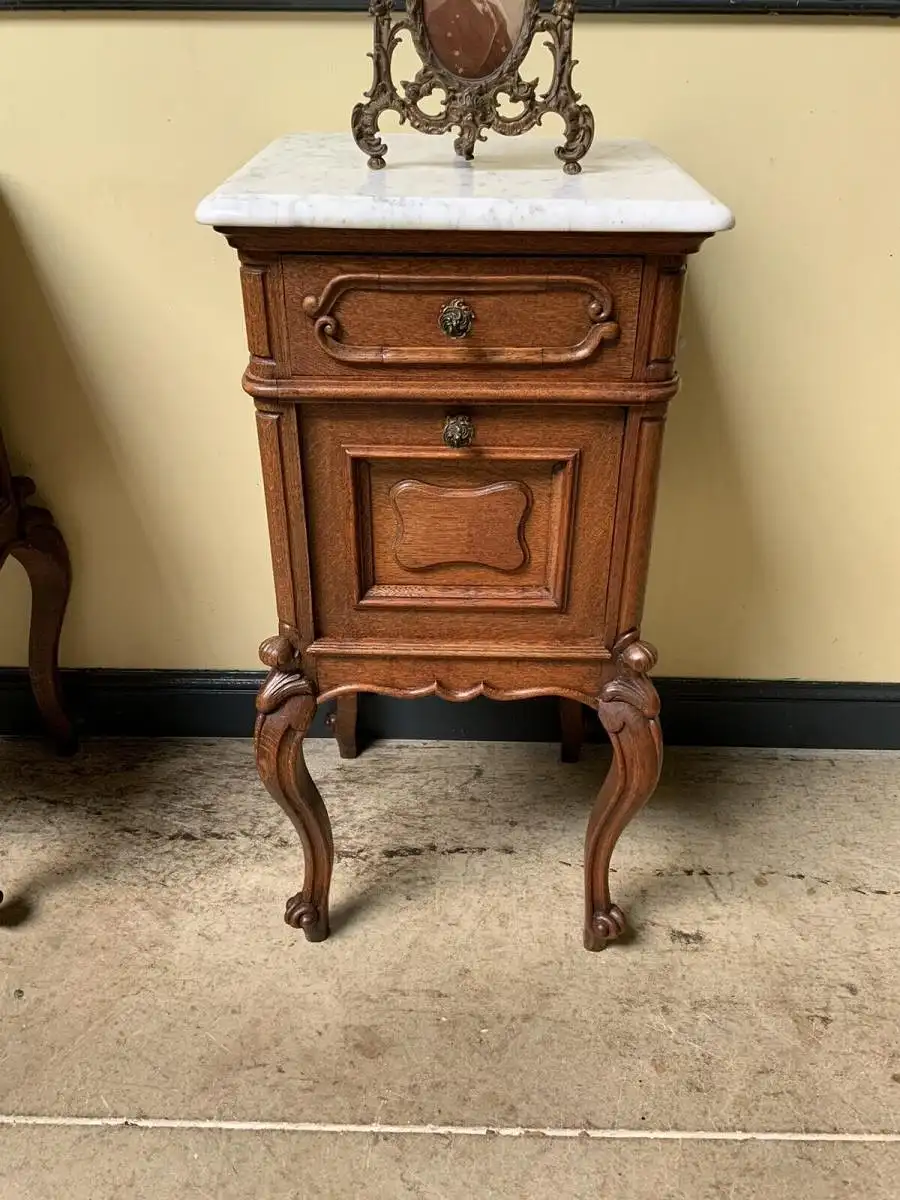 2 Antike Historismus  Vertikos, Nachtschränke, (Louis XV)  - Lieferung möglich! 11