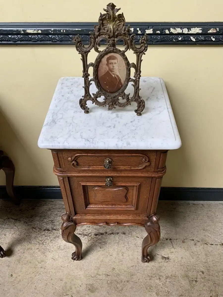 2 Antike Historismus  Vertikos, Nachtschränke, (Louis XV)  - Lieferung möglich! 17