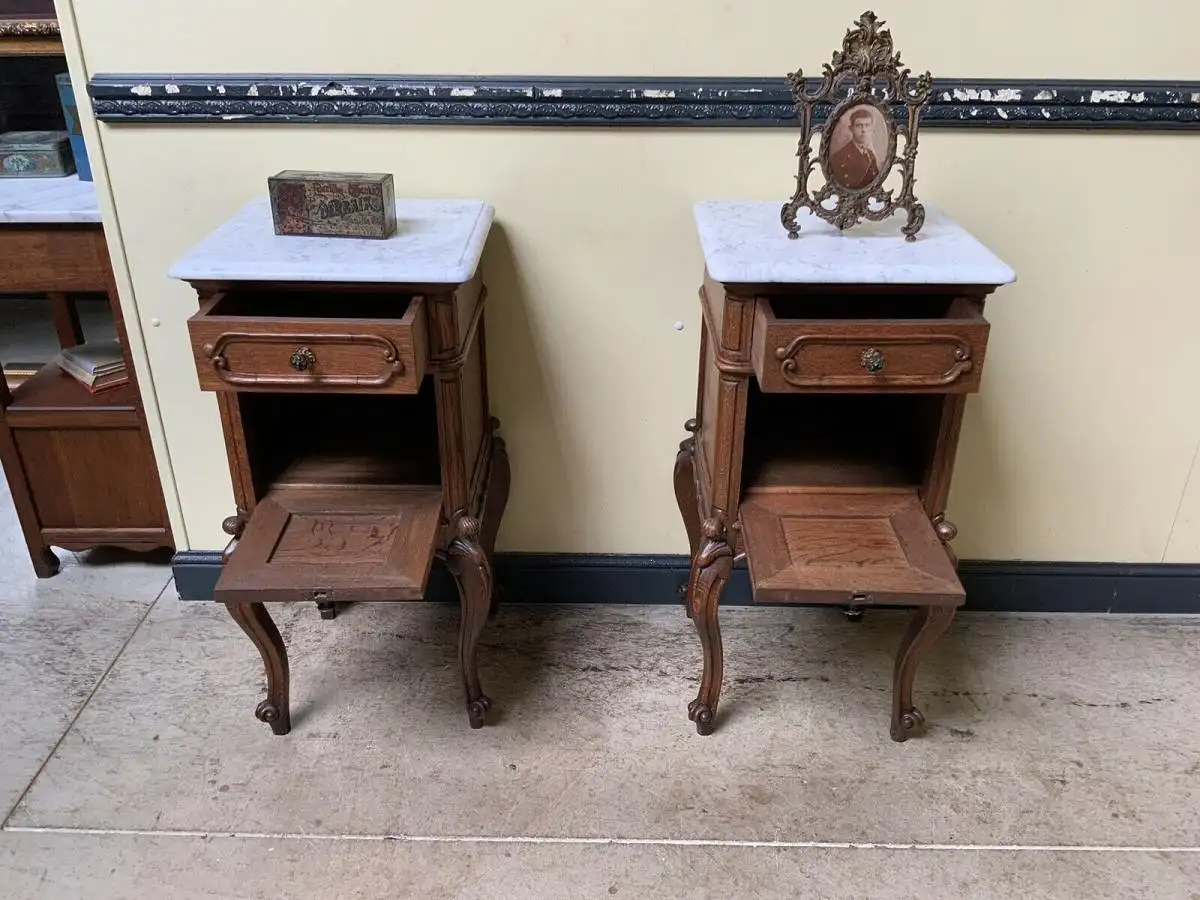 2 Antike Historismus  Vertikos, Nachtschränke, (Louis XV)  - Lieferung möglich! 19