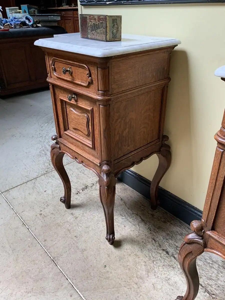 2 Antike Historismus  Vertikos, Nachtschränke, (Louis XV)  - Lieferung möglich! 4