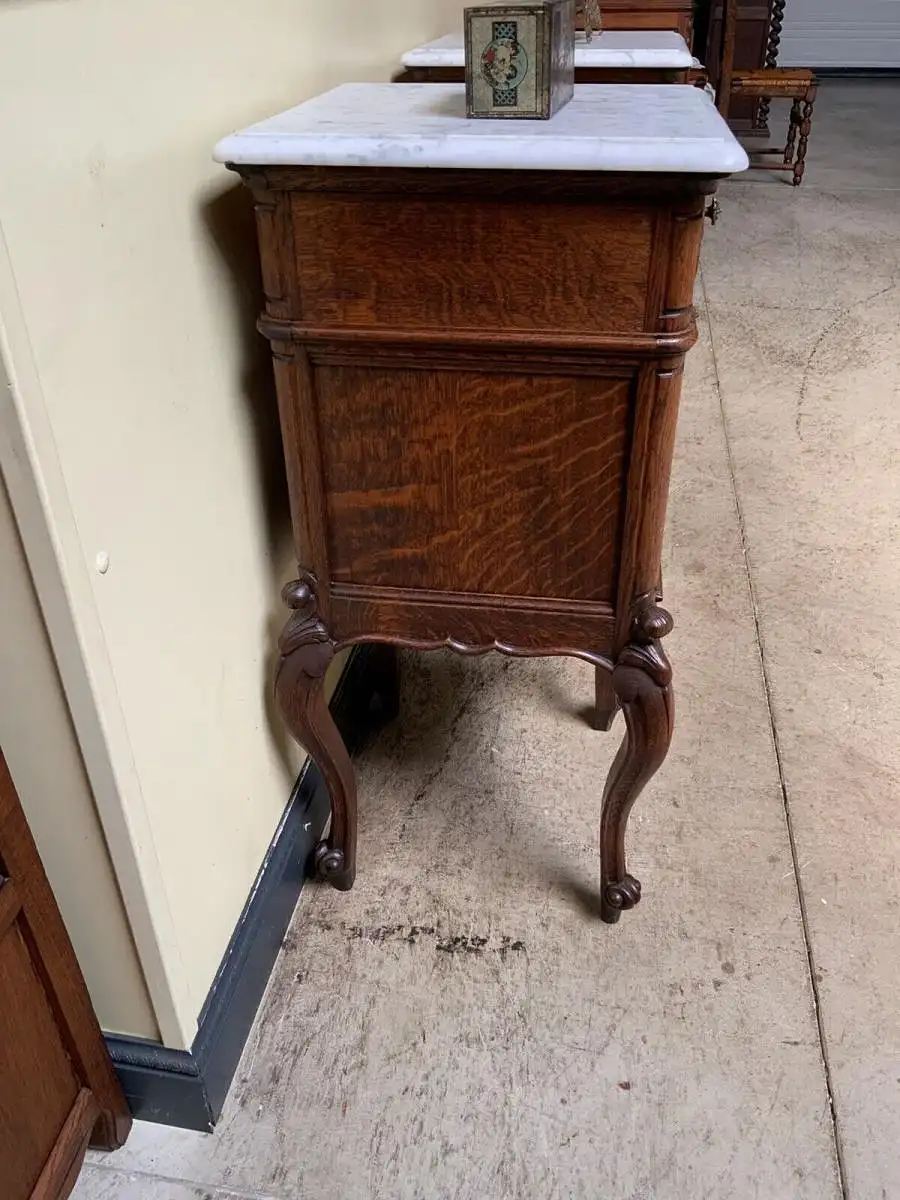 2 Antike Historismus  Vertikos, Nachtschränke, (Louis XV)  - Lieferung möglich! 6