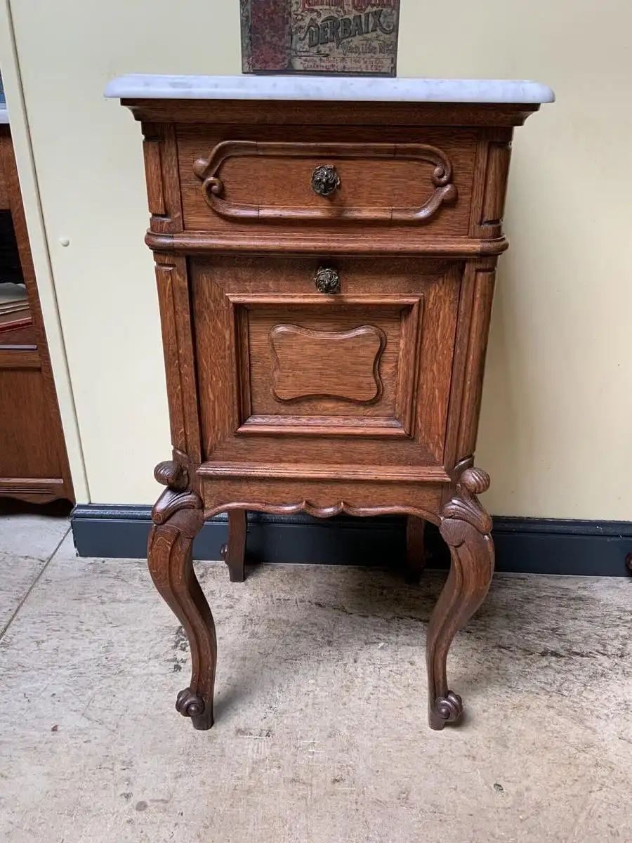 2 Antike Historismus  Vertikos, Nachtschränke, (Louis XV)  - Lieferung möglich! 8