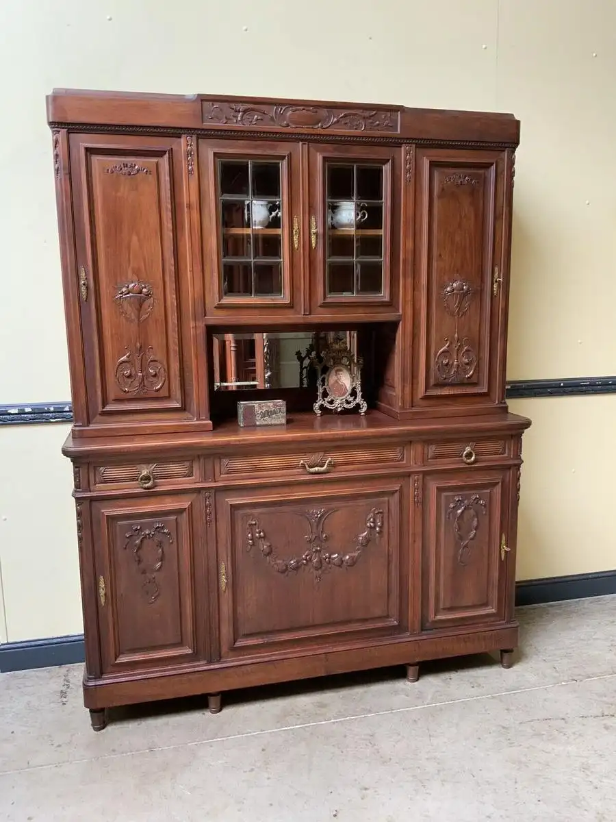 Antikes traumhaft schönes breites Jugendstil Buffet, - Lieferung möglich! 1