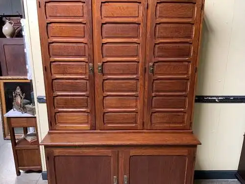 Antiker traumhafter Art Deco Archiv Schrank, Aktenschrank - Lieferung möglich!